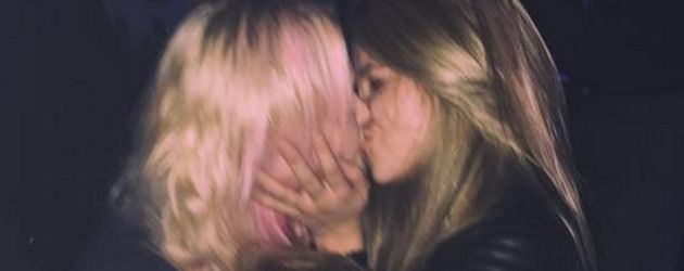Bonnie Strange und Melina Sophie Bonnie Strange und Melina Sophie