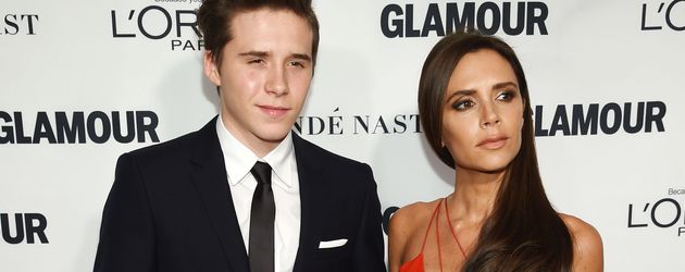 Brooklyn Beckham mit Victoria Beckham bei "Glamour Women Of The Year Award" Brooklyn Beckham mit Victoria Beckham bei "Glamour Women Of The Year Award"
