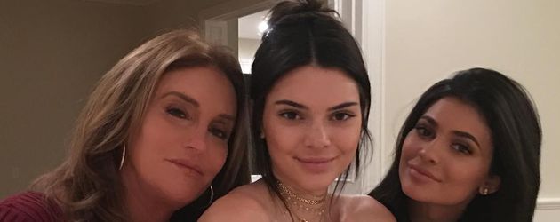Caitlyn, Kendall und Kylie Jenner an Thanksgiving Caitlyn, Kendall und Kylie Jenner an Thanksgiving