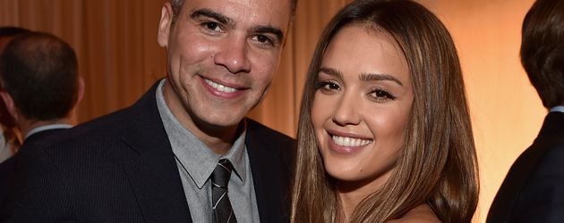 Jessica Alba und Ehemann Cash Warren in Beverly Hills, 2015 Jessica Alba und Ehemann Cash Warren in Beverly Hills, 2015