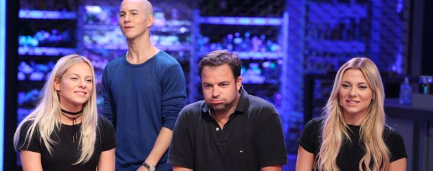 Cheyenne Pahde, Tim Oliver Schultz, Martin Rütter und Valentina Pahde bei "Grill den Henssler" Cheyenne Pahde, Tim Oliver Schultz, Martin Rütter und Valentina Pahde bei "Grill den Henssler"