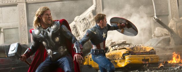 Chris Hemsworth und Chris Evans Chris Hemsworth und Chris Evans