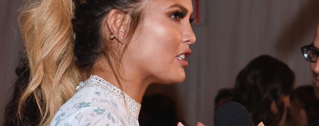 Chrissy Teigen Chrissy Teigen