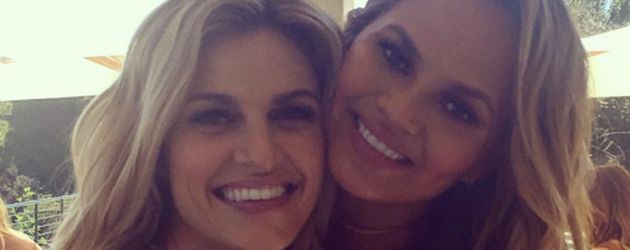 Chrissy Teigen und Erin Andrews Chrissy Teigen und Erin Andrews