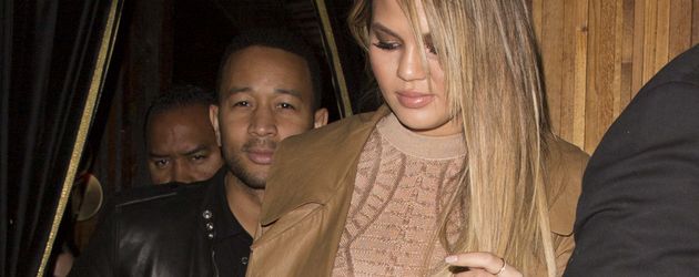 Chrissy Teigen und John Legend Chrissy Teigen und John Legend