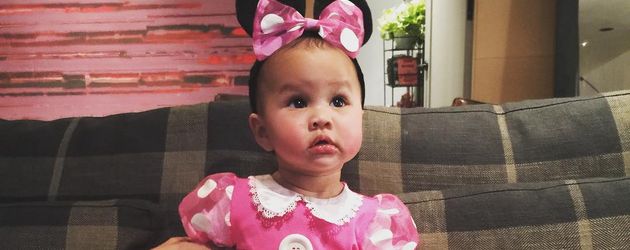 Chrissy Teigens Tochter Luna als Minnie Mouse Chrissy Teigens Tochter Luna als Minnie Mouse