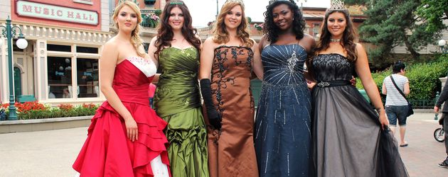 "Curvy Supermodel"-Kandidatinnen Polina, Fabienne, Michaela, Aurelie und Celine "Curvy Supermodel"-Kandidatinnen Polina, Fabienne, Michaela, Aurelie und Celine