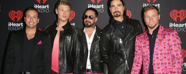 Die Backstreet Boys auf dem roten Teppich des iHeartRadio Festivals Die Backstreet Boys auf dem roten Teppich des iHeartRadio Festivals