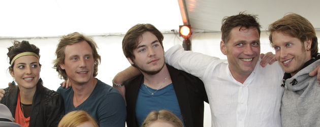 Hand aufs Herz Hand aufs Herz