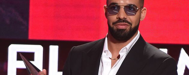 Drake bei der "American Music Awards"-Show 2016 Drake bei der "American Music Awards"-Show 2016