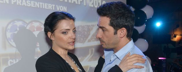 Emily (Anne Menden) und Tayfun (Tayfun Baydar) in GZSZ-Folge 6.029 Emily (Anne Menden) und Tayfun (Tayfun Baydar) in GZSZ-Folge 6.029