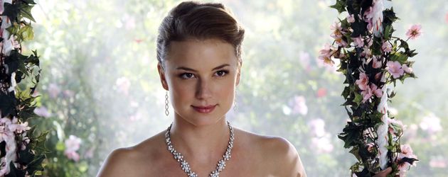 Emily VanCamp Emily VanCamp