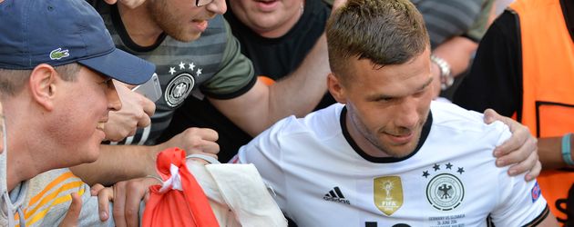 Lukas Podolski bei der Fussball-EM 2016 Lukas Podolski bei der Fussball-EM 2016