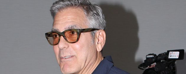 George Clooney am Flughafen von L.A. George Clooney am Flughafen von L.A.