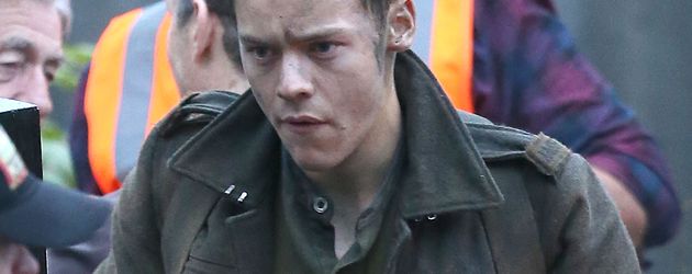 Harry Styles bei den Dreharbeiten zu "Dunkirk" Harry Styles bei den Dreharbeiten zu "Dunkirk"