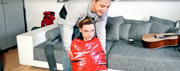 Heiko und Roman Lochmann in einem "Die Lochis"-Video Heiko und Roman Lochmann in einem "Die Lochis"-Video