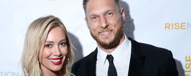 Schauspielerin Hilary Duff und Fitness-Trainer Jason Walsh Schauspielerin Hilary Duff und Fitness-Trainer Jason Walsh