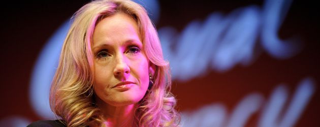 J.K. Rowling bei einer Pressekonferenz in London J.K. Rowling bei einer Pressekonferenz in London