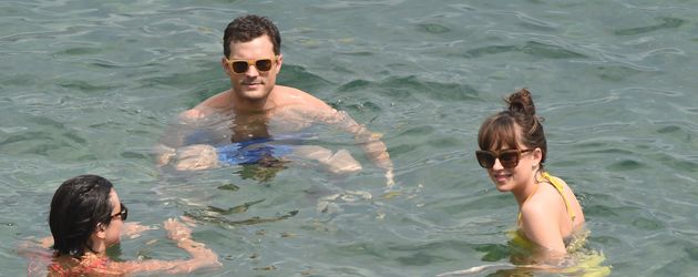 Jamie Dornan und Dakota Johnson bei den "Fifty Shades Darker"-Dreharbeiten an der Côte d’Azur Jamie Dornan und Dakota Johnson bei den "Fifty Shades Darker"-Dreharbeiten an der Côte d’Azur