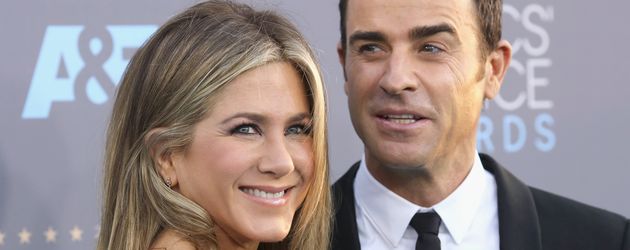 Jennifer Aniston und Justin Theroux bei den 21. Critics' Choice Awards 2016 Jennifer Aniston und Justin Theroux bei den 21. Critics' Choice Awards 2016