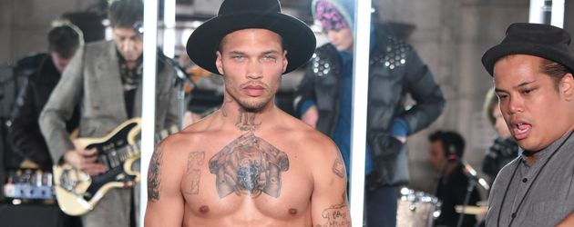 Jeremy Meeks auf der Philipp-Plein-Runway-Show in New York 2017 Jeremy Meeks auf der Philipp-Plein-Runway-Show in New York 2017