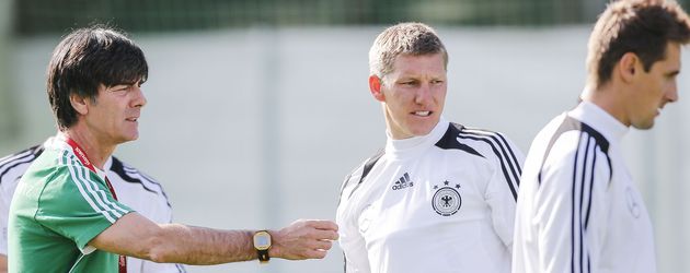 Joachim Löw und Bastian Schweinsteiger Joachim Löw und Bastian Schweinsteiger