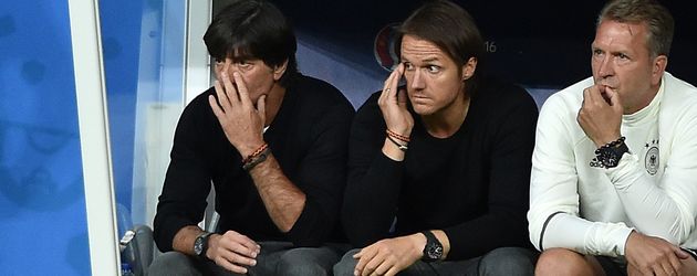 Jogi Löw beim 2. EM-Spiel der Deutschen in Paris Jogi Löw beim 2. EM-Spiel der Deutschen in Paris