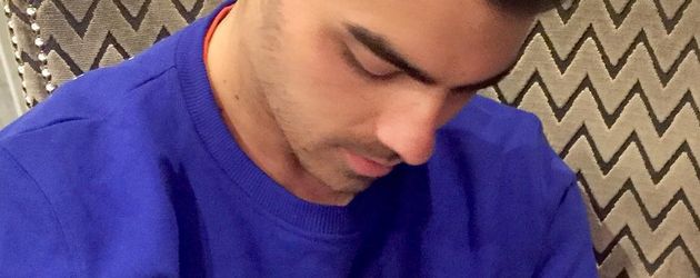 Joe Jonas mit seiner Nichte Valentina Joe Jonas mit seiner Nichte Valentina