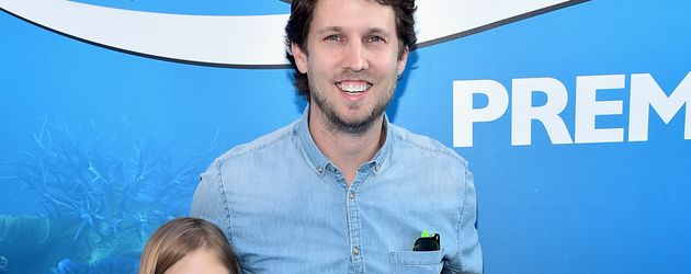 Jon Heder mit seinen Kindern bei der Premiere von "Findet Dorie" Jon Heder mit seinen Kindern bei der Premiere von "Findet Dorie"