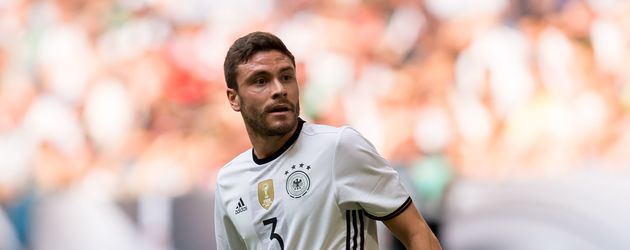 Jonas Hector beim Testspiel gegen Ungarn im Juni 2016 Jonas Hector beim Testspiel gegen Ungarn im Juni 2016