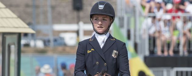 Julia Krajewski auf ihrem Pferd Samourai du Thot (Olympia 2016) Julia Krajewski auf ihrem Pferd Samourai du Thot (Olympia 2016)