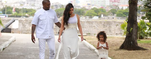 Kim Kardashian, Kanye West und North West in Kuba Kim Kardashian, Kanye West und North West in Kuba