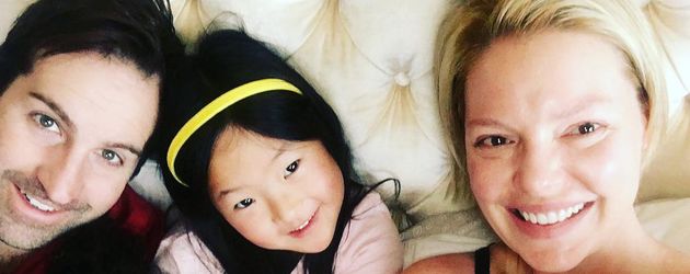 Katherine Heigl mit Ehemann Josh und ihren Kindern Naleigh, Adalaide und Joshua Katherine Heigl mit Ehemann Josh und ihren Kindern Naleigh, Adalaide und Joshua