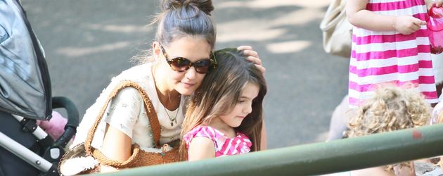 Katie Holmes und Suri Cruise Katie Holmes und Suri Cruise