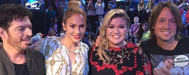 Kelly Clarkson Kelly Clarkson