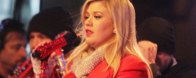 Kelly Clarkson Kelly Clarkson