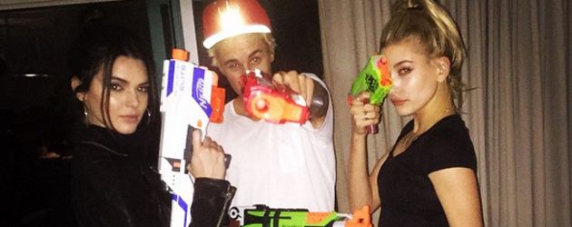Justin Bieber, Kendall Jenner und Hailey Baldwin Justin Bieber, Kendall Jenner und Hailey Baldwin