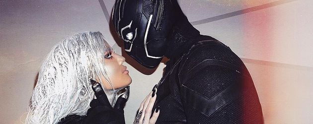 Khloe Kardashian und Tristan Thompson als Storm und Black Panther an Halloween 2016 Khloe Kardashian und Tristan Thompson als Storm und Black Panther an Halloween 2016