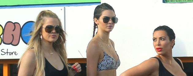 Khloe Kardashian, Kim Kardashian und Kendall Jenner Khloe Kardashian, Kim Kardashian und Kendall Jenner