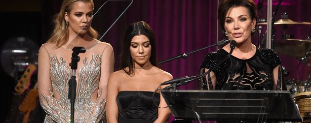 Khloe und Kourtney Kardashian und Kris Jenner beim "Angel Ball" in NYC Khloe und Kourtney Kardashian und Kris Jenner beim "Angel Ball" in NYC