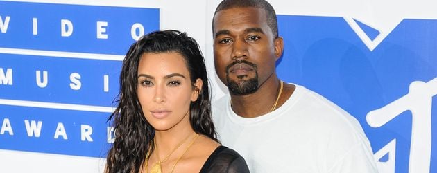 Kim Kardashian und Kanye West bei den MTV Video Music Awards 2016 Kim Kardashian und Kanye West bei den MTV Video Music Awards 2016