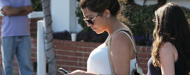 Kourtney Kardashian mit Babybauch 2012 Kourtney Kardashian mit Babybauch 2012