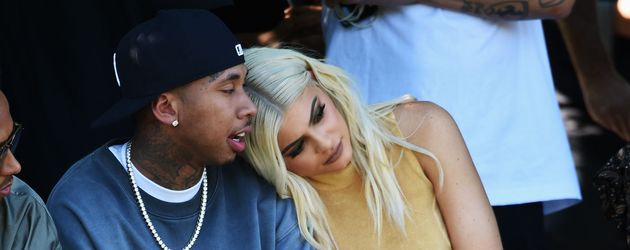 Tyga und Kylie Jenner bei der" Kanye West Yeezy Season 4 Fashion Show" Tyga und Kylie Jenner bei der" Kanye West Yeezy Season 4 Fashion Show"