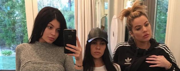 Khloe Kardashian, Kylie Jenner und Kourtney Kardashian Khloe Kardashian, Kylie Jenner und Kourtney Kardashian