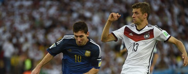 Thomas Müller und Lionel Messi Thomas Müller und Lionel Messi