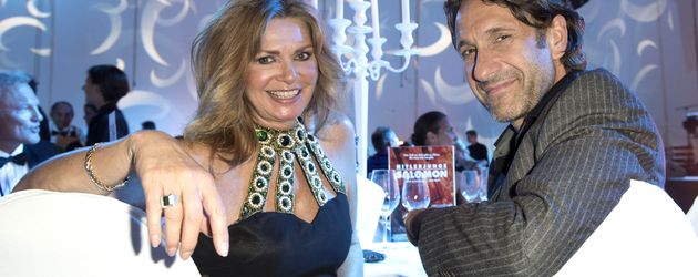 Maren Gilzer und Falk-Willy Wild bei der Jubiläumsveranstaltung 70 Jahre CCC in Berlin Maren Gilzer und Falk-Willy Wild bei der Jubiläumsveranstaltung 70 Jahre CCC in Berlin