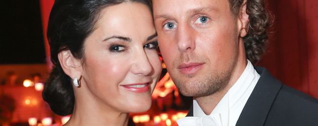 Schauspielerin Mariella Ahrens mit Marc-Sebastian Esser Schauspielerin Mariella Ahrens mit Marc-Sebastian Esser