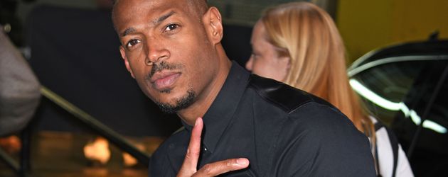 Marlon Wayans vor den HufPost Live Studios in New York Marlon Wayans vor den HufPost Live Studios in New York