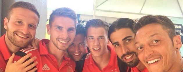 Sami Khedira und Mesut Özil Sami Khedira und Mesut Özil