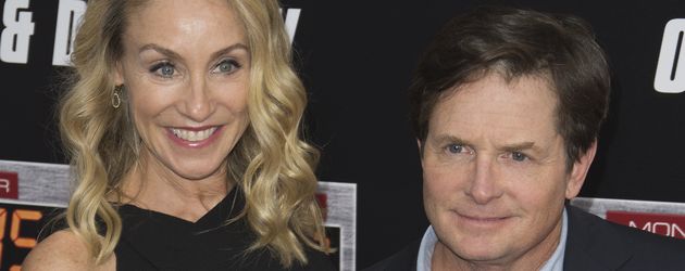 Michael J. Fox mit Ehefrau Tracy Pollan beim Besuch der "Zurück in die Zukunft"-Jubiläumsfeier Michael J. Fox mit Ehefrau Tracy Pollan beim Besuch der "Zurück in die Zukunft"-Jubiläumsfeier